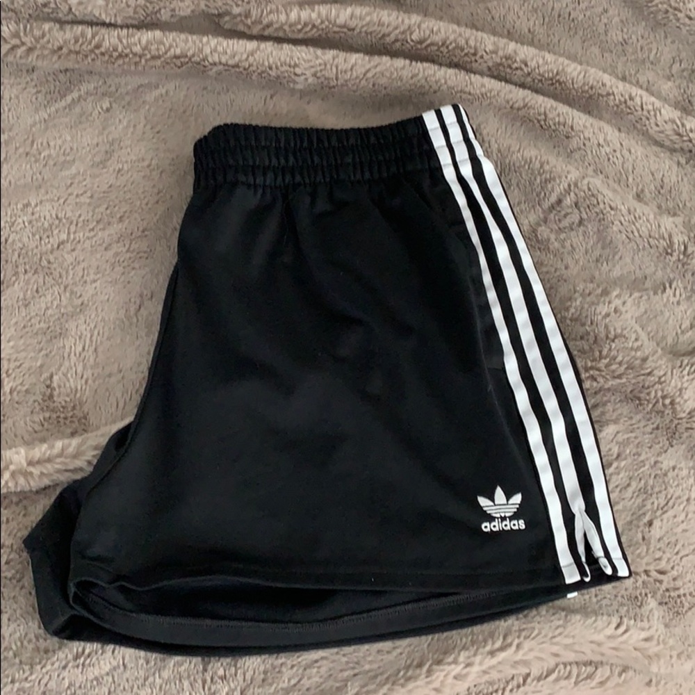 Adidas classics shorts